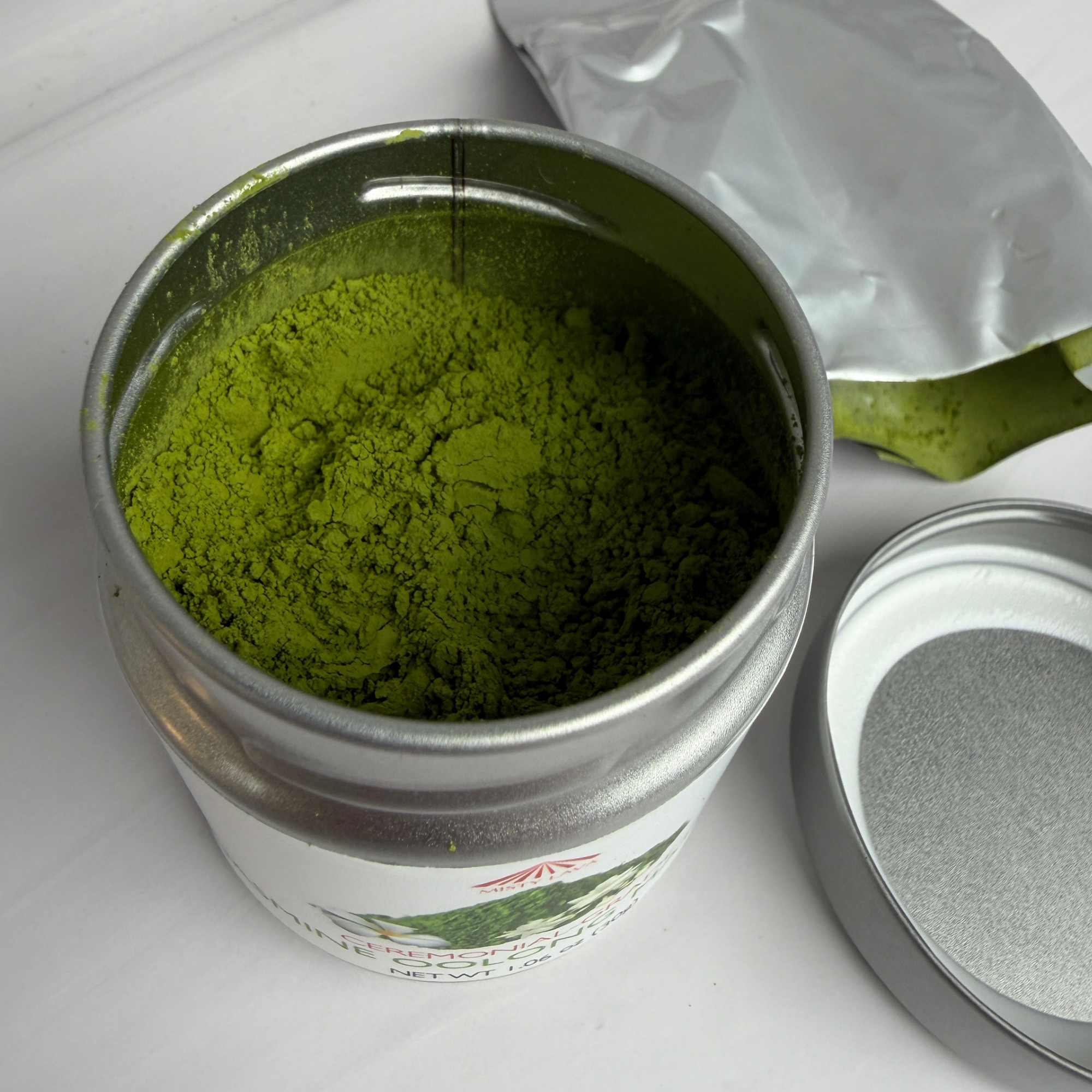 Jasmine Ceremonial Oolong Matcha Powder — Aromatic • Floral • Smooth — 1.06 oz (30 g) Tin